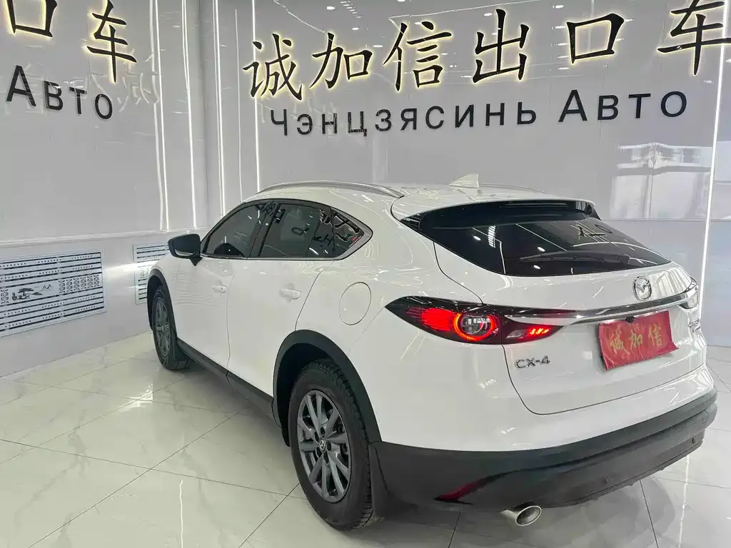 Mazda CX-4 — фото 2