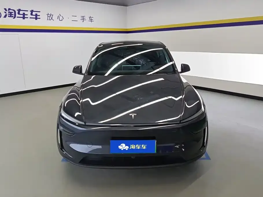 Tesla Model Y — фото 4