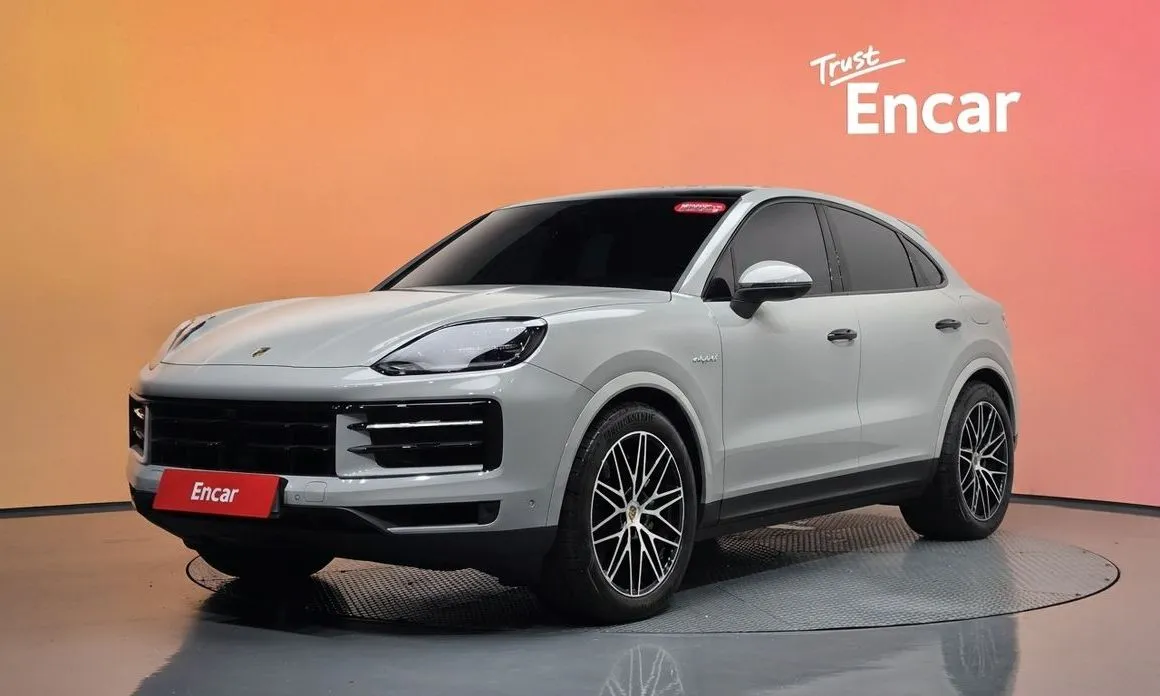 Porsche Cayenne — фото 1