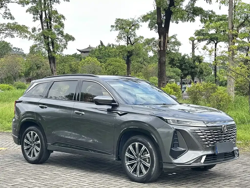 Changan CS75 PLUS — фото 8