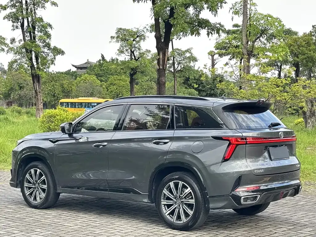 Changan CS75 PLUS — фото 7