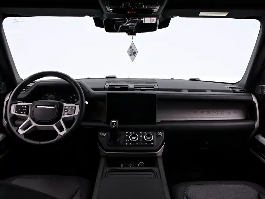 Land Rover Defender — фото 8