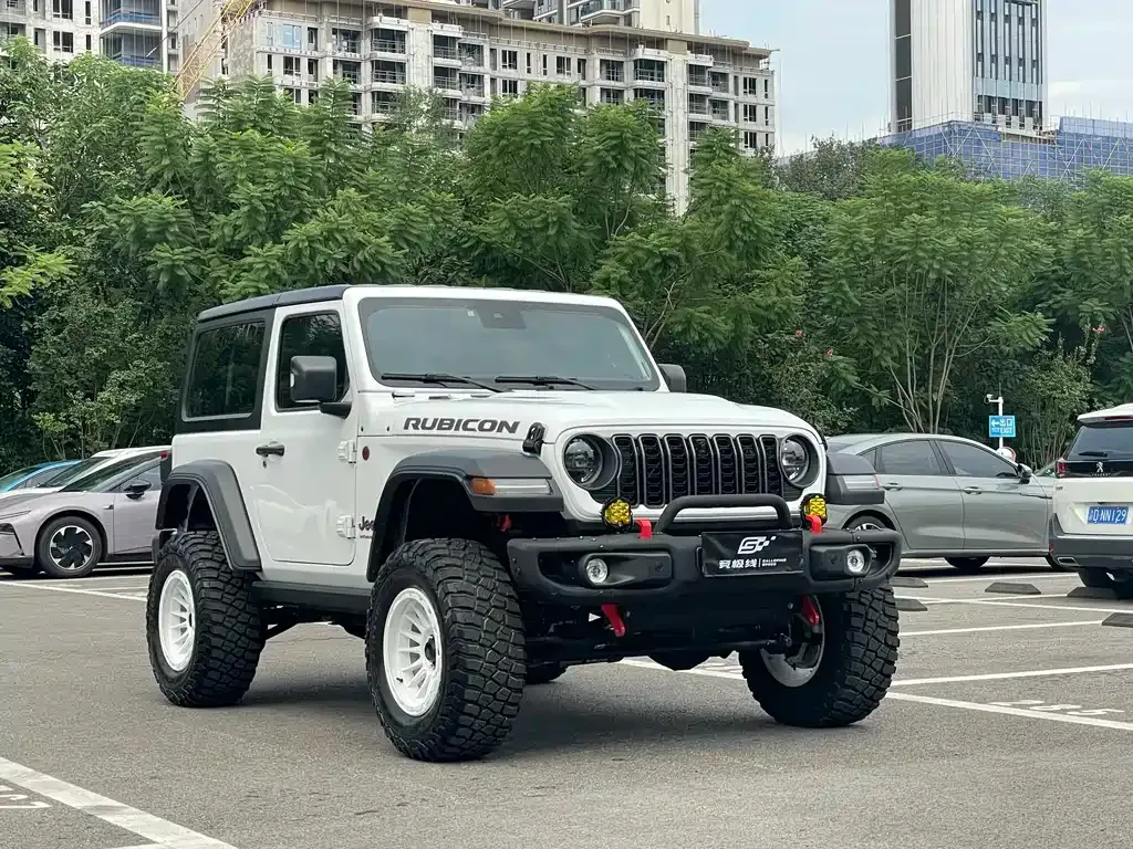 Jeep Wrangler — фото 9