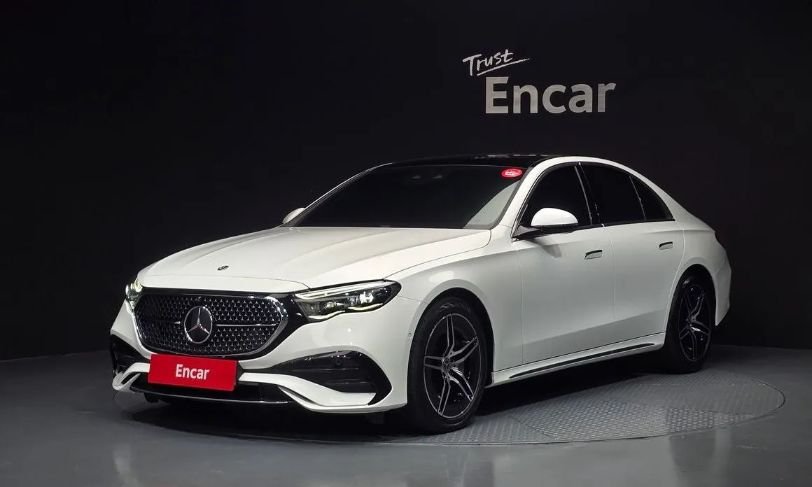 Mercedes-Benz E-Class — фото 1