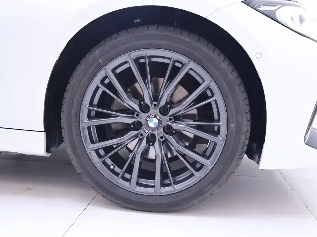 BMW 3 Series — фото 10