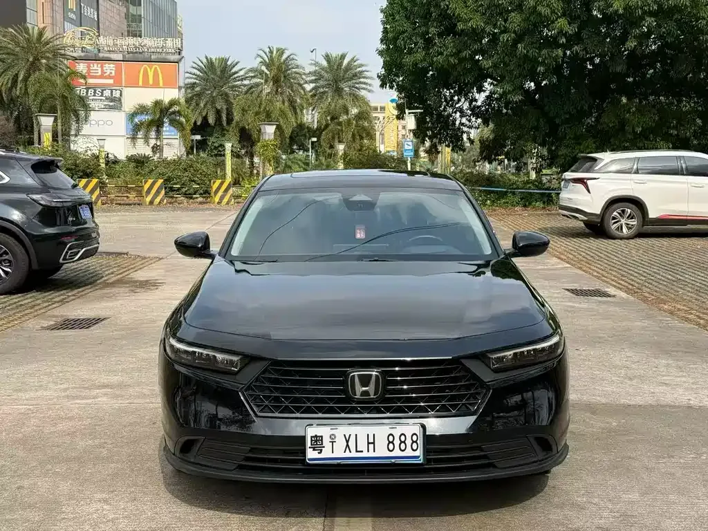 Honda Accord — фото 3