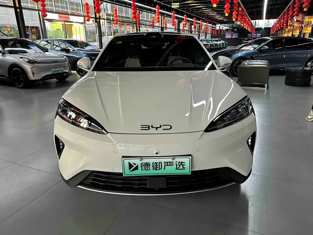 BYD Seal 07 DM-i — фото 3