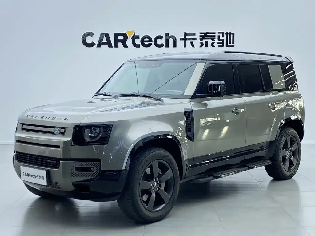 Land Rover Defender — фото 1