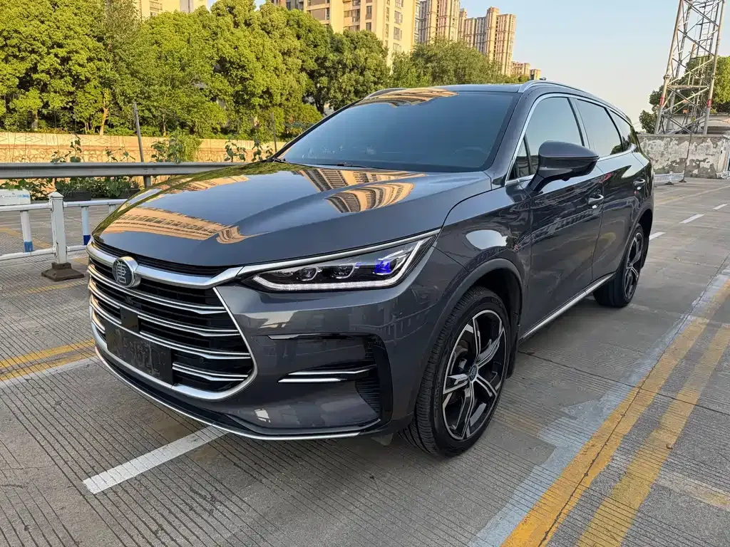 BYD Tang New Energy — фото 1