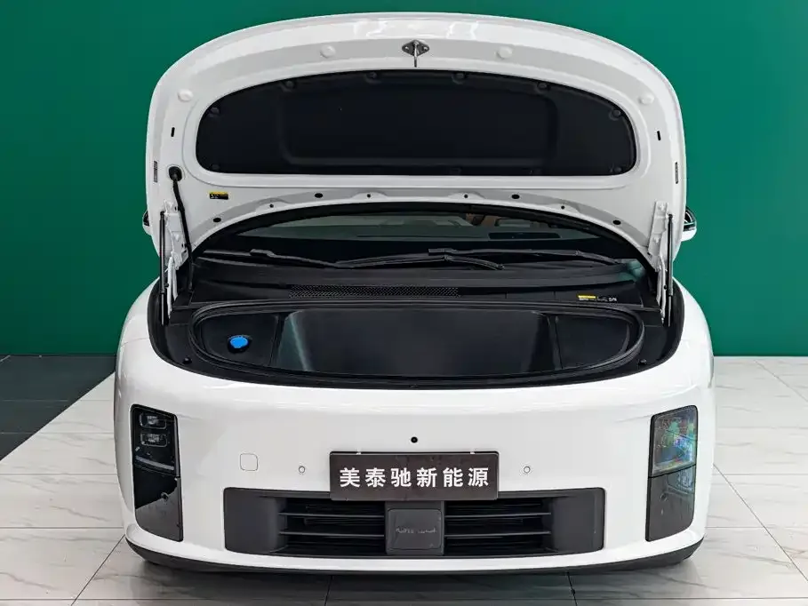 Li Auto Li i6 — фото 2