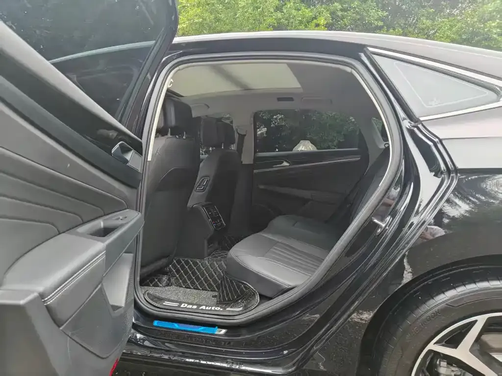 Volkswagen Passat — фото 2