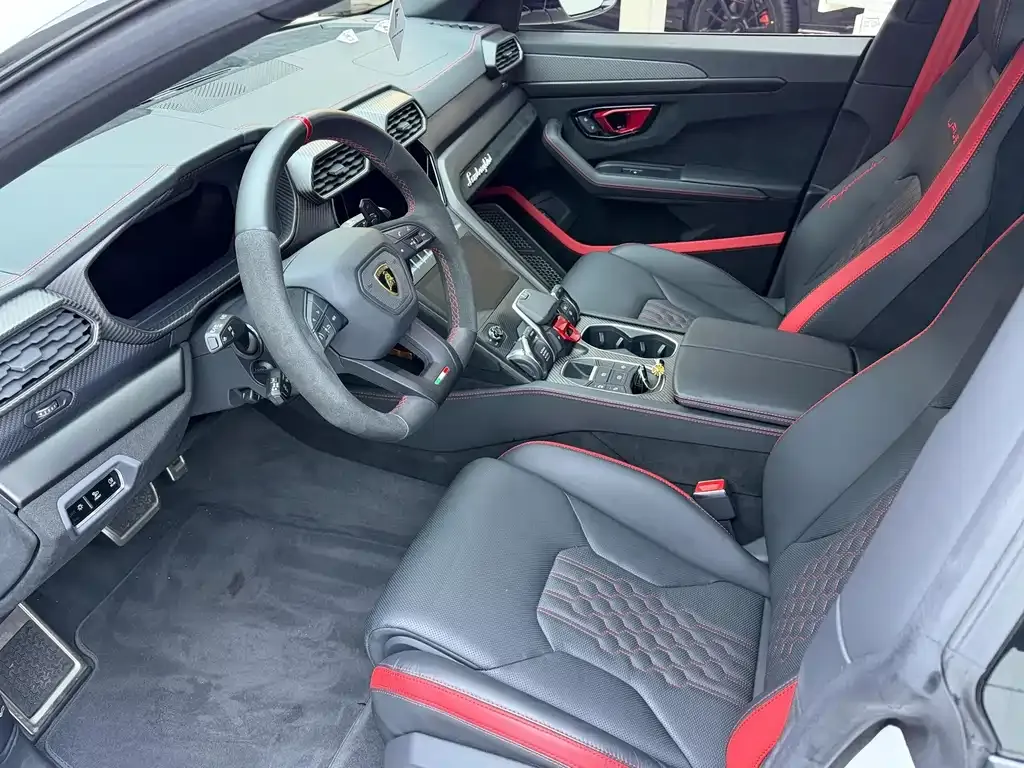Lamborghini Urus — фото 3