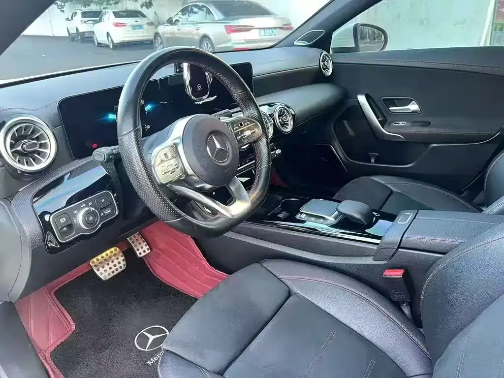 Mercedes-Benz CLA (Import) — фото 7