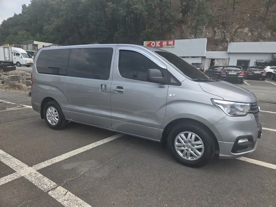 Hyundai Starex — фото 10