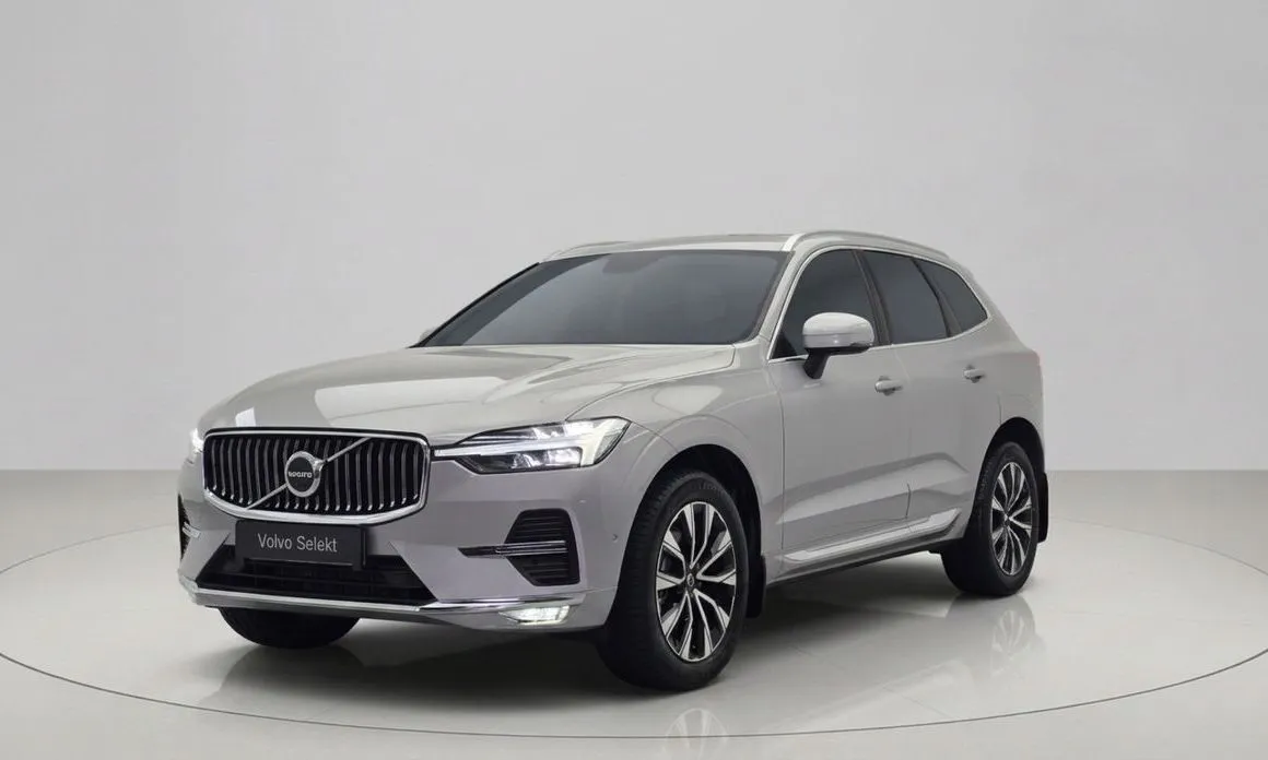 Volvo XC60 — фото 1