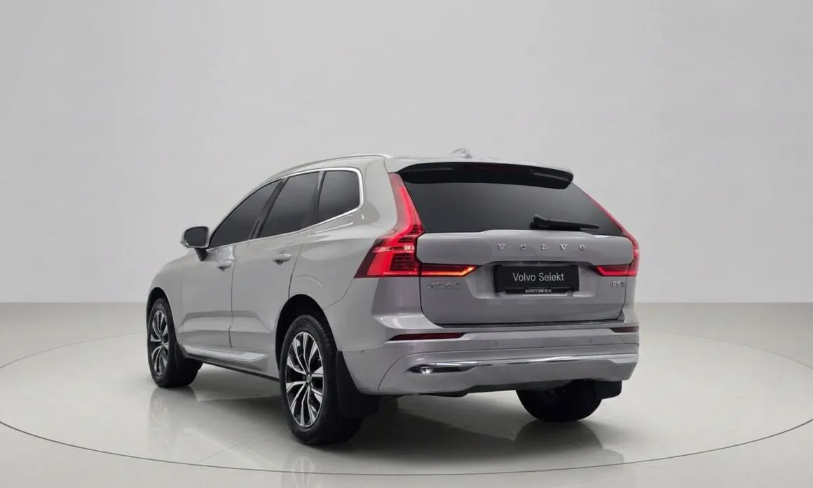 Volvo XC60 — фото 3