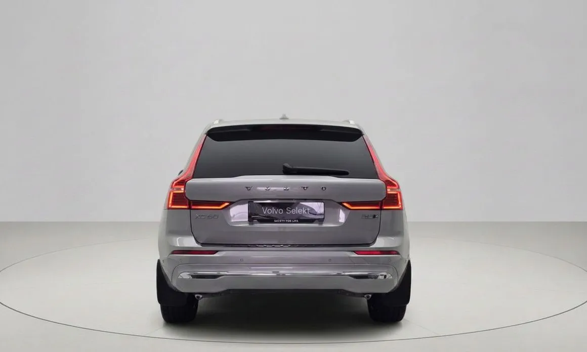 Volvo XC60 — фото 4