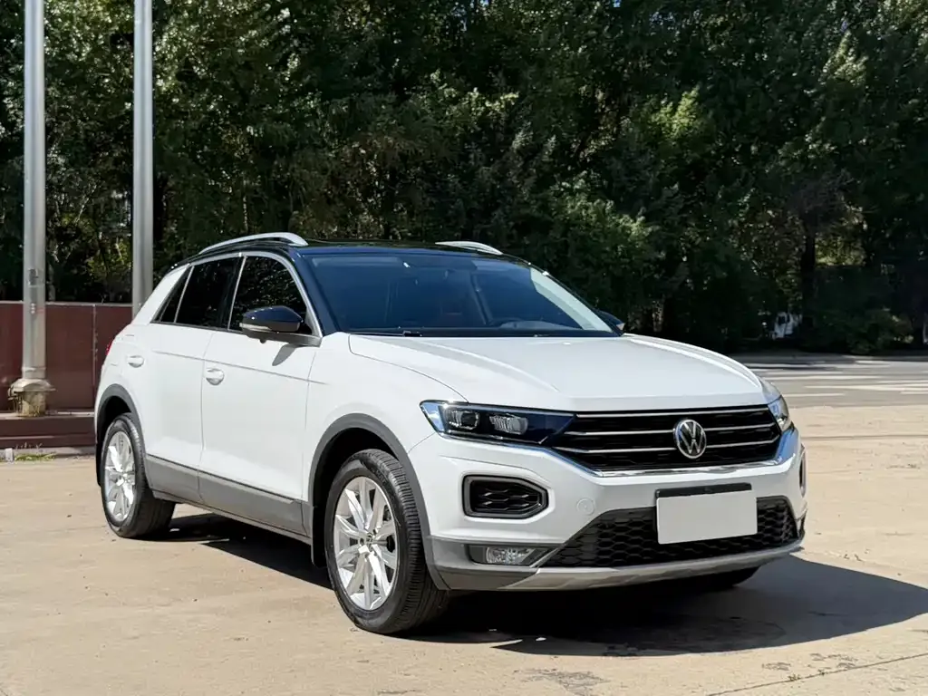 Volkswagen T-Roc — фото 2
