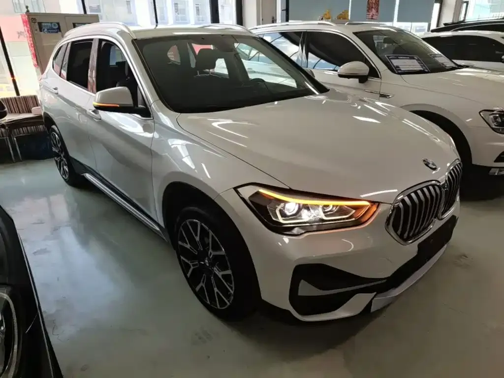 BMW X1 — фото 3