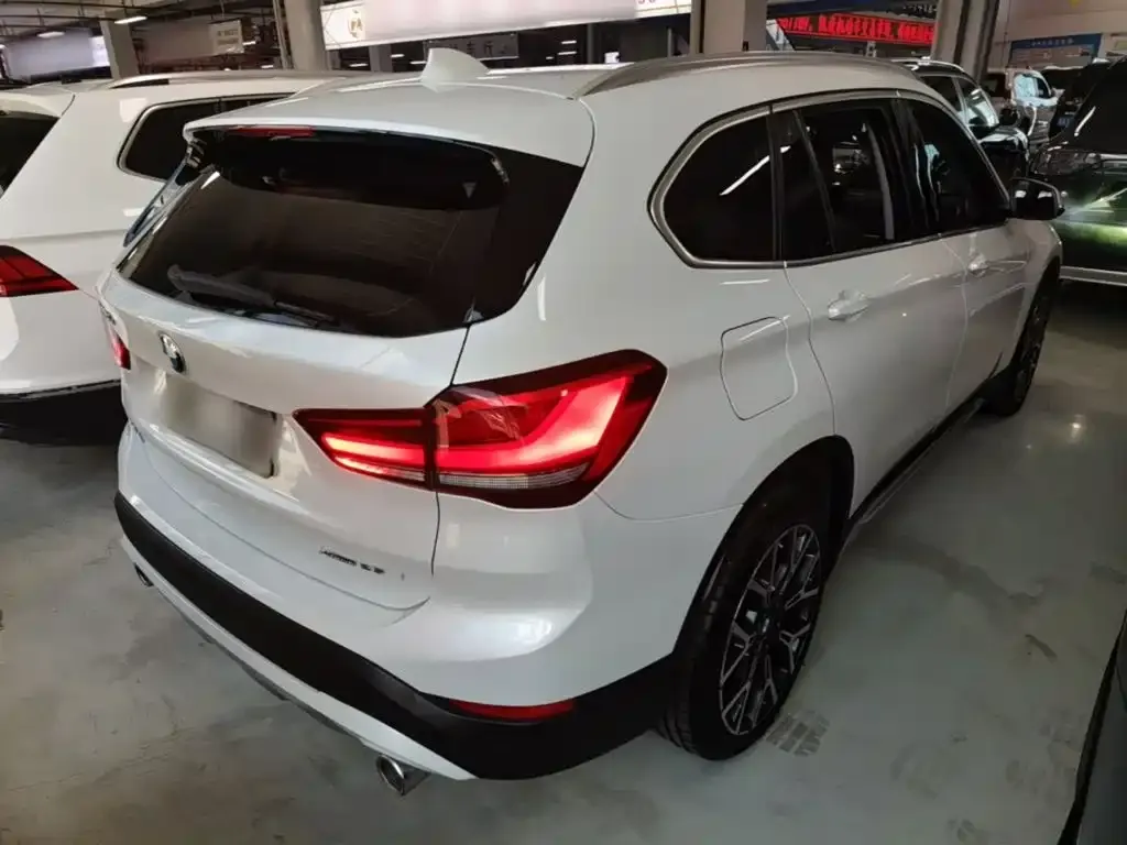 BMW X1 — фото 2