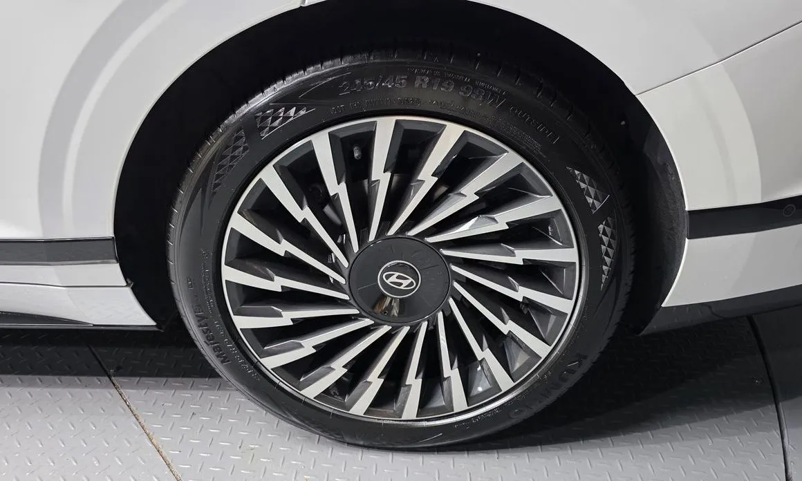 Hyundai Grandeur — фото 10