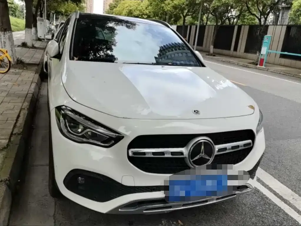 Mercedes-Benz GLA — фото 4