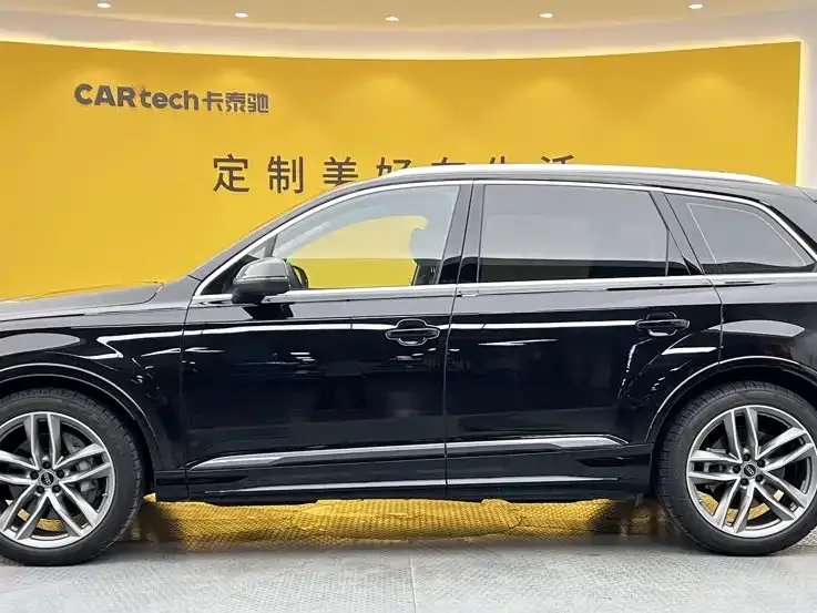 Audi Q7 — фото 3