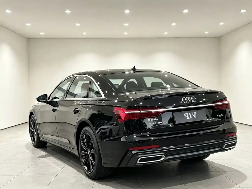 Audi A6L — фото 6