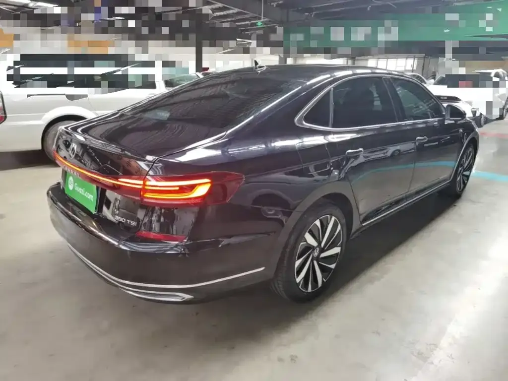 Volkswagen Passat — фото 10