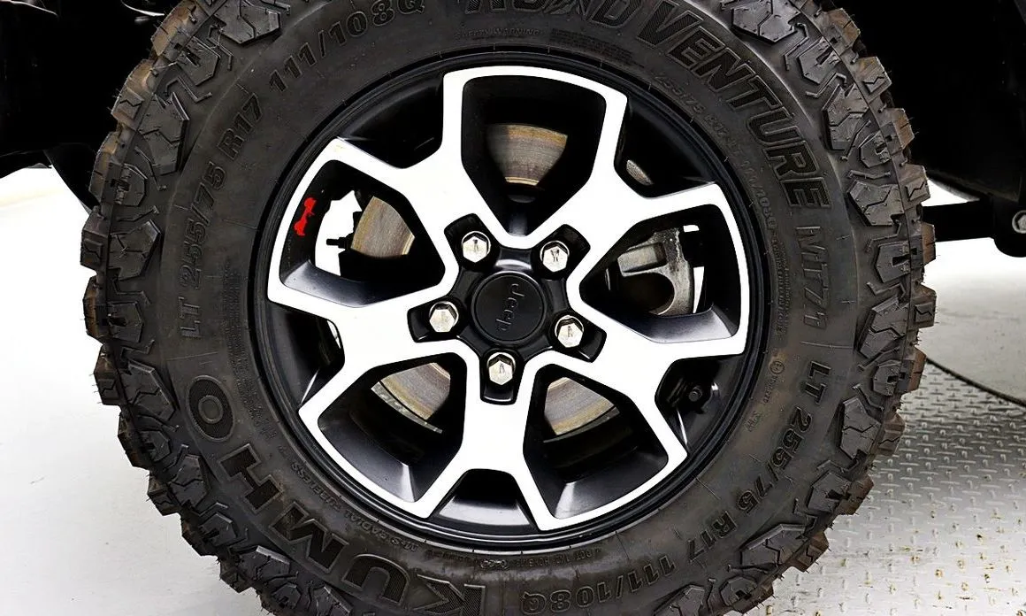 Jeep Wrangler — фото 5