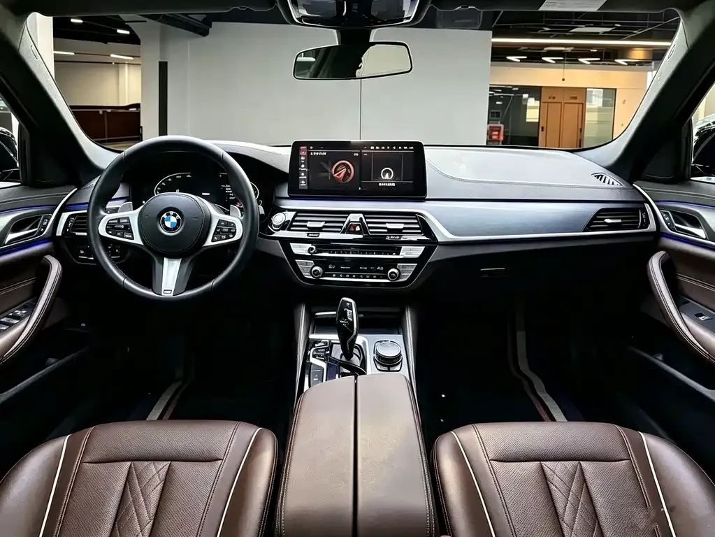 BMW 5 Series — фото 5