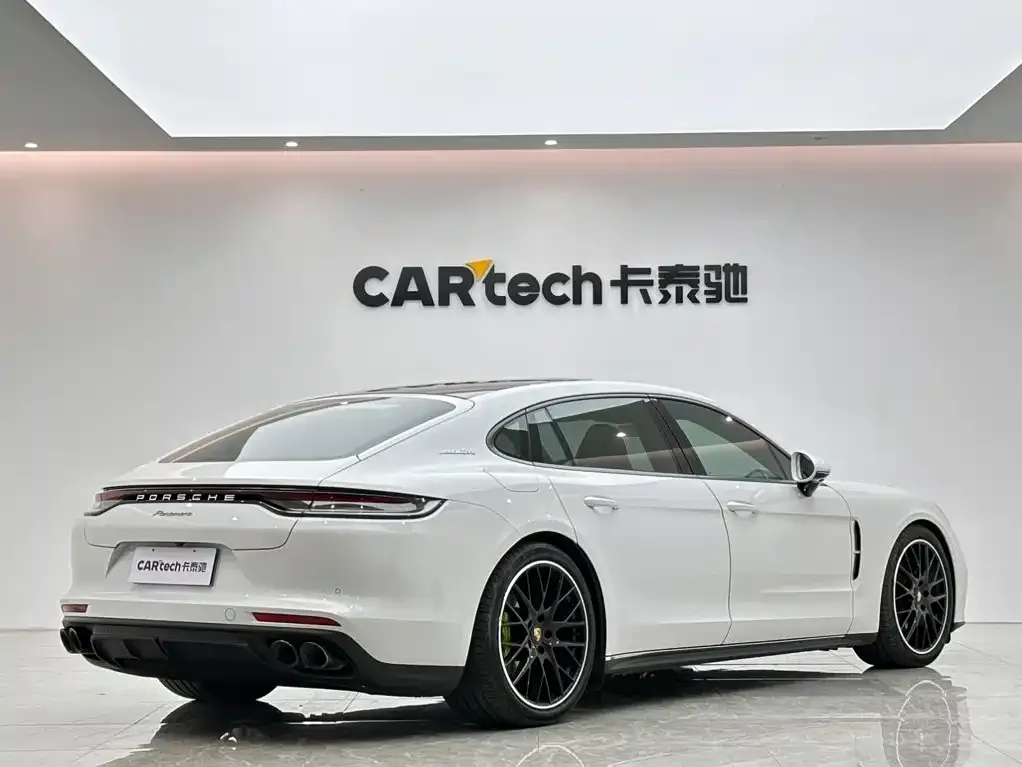 Porsche Panamera — фото 10