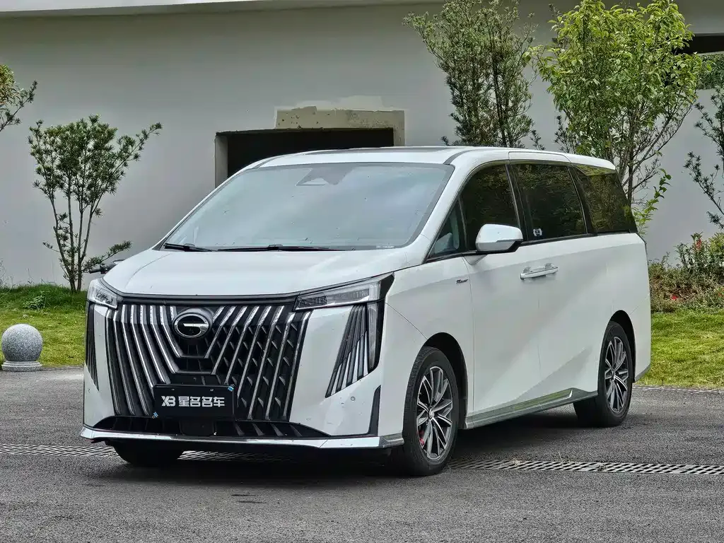GAC Motor Trumpchi M8 — фото 1