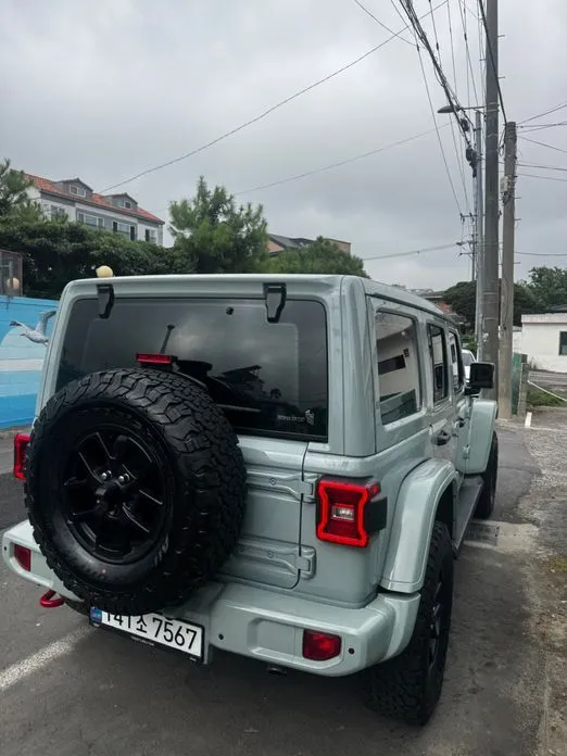 Jeep Wrangler — фото 6