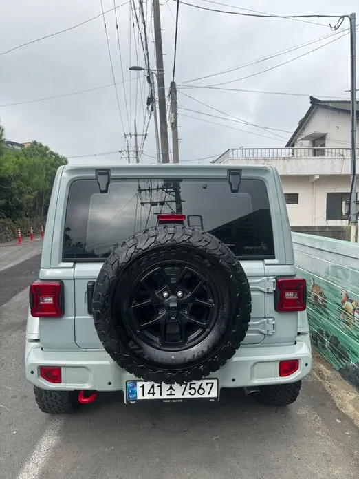 Jeep Wrangler — фото 3