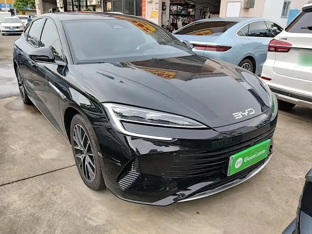 BYD Seal 07 DM-i — фото 9