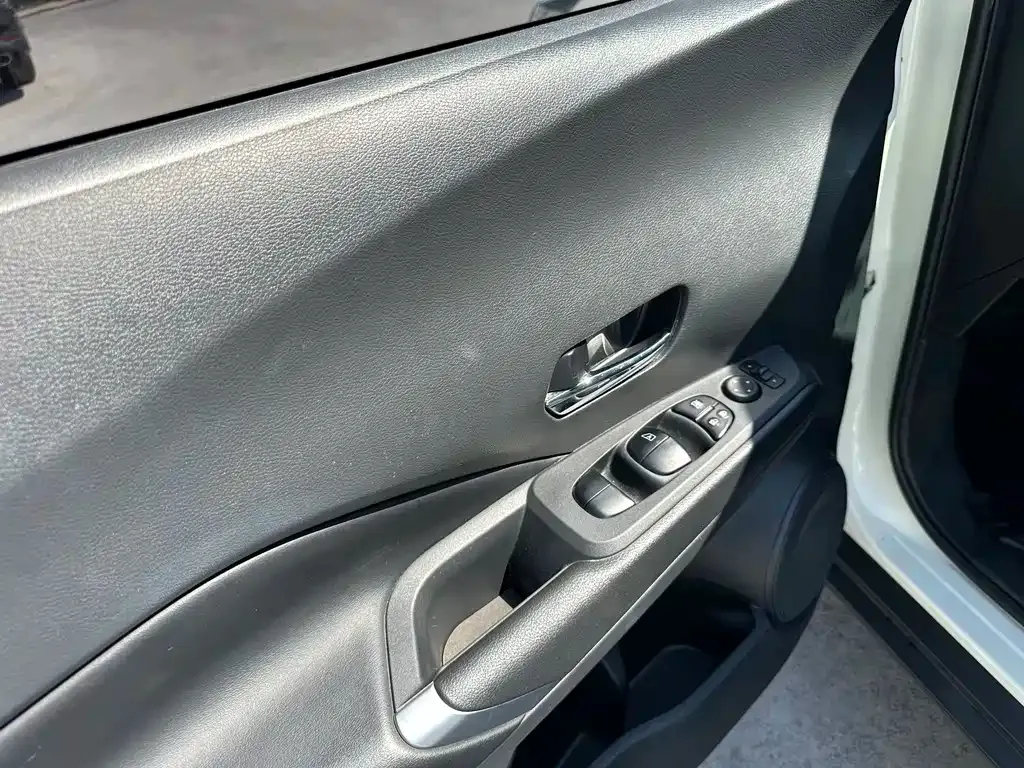 Nissan Kicks — фото 9