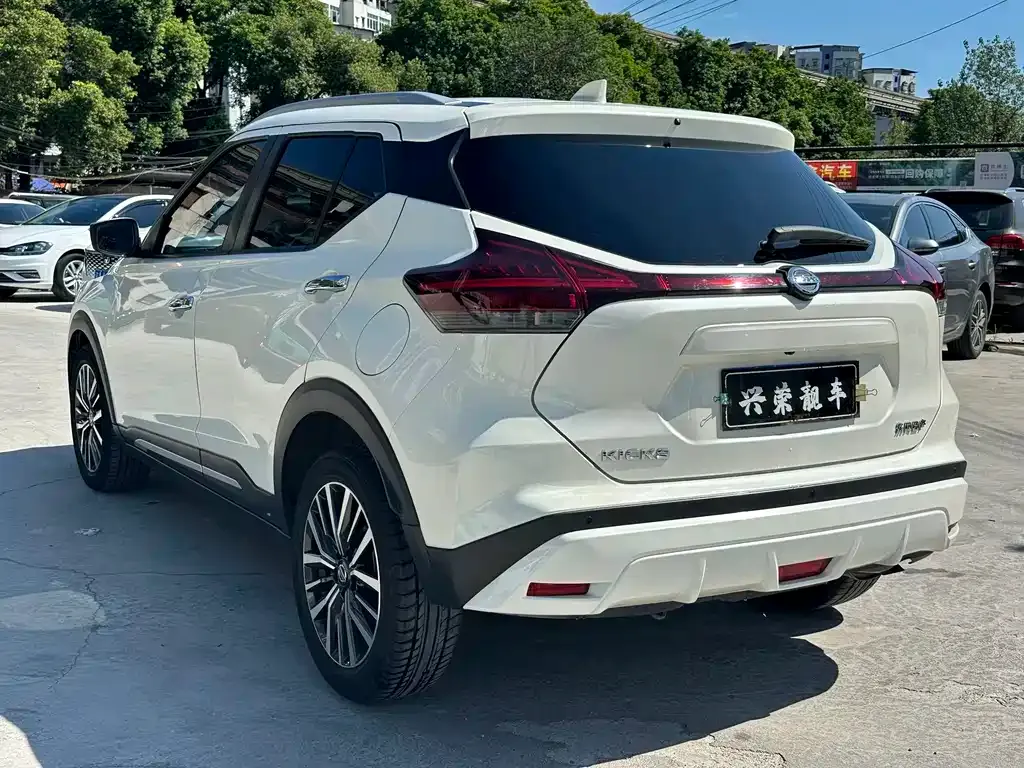Nissan Kicks — фото 2