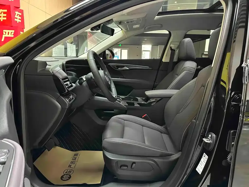 Buick Envision Plus — фото 7