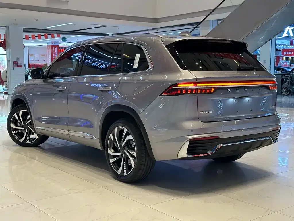 Geely Xingyue L — фото 7