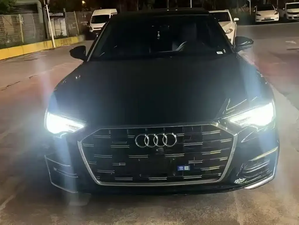 Audi A6L — фото 5