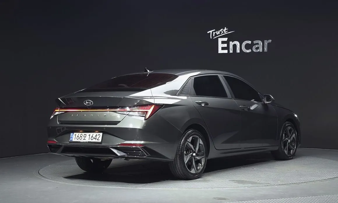 Hyundai AVANTE — фото 2