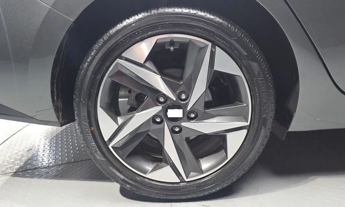 Hyundai AVANTE — фото 9