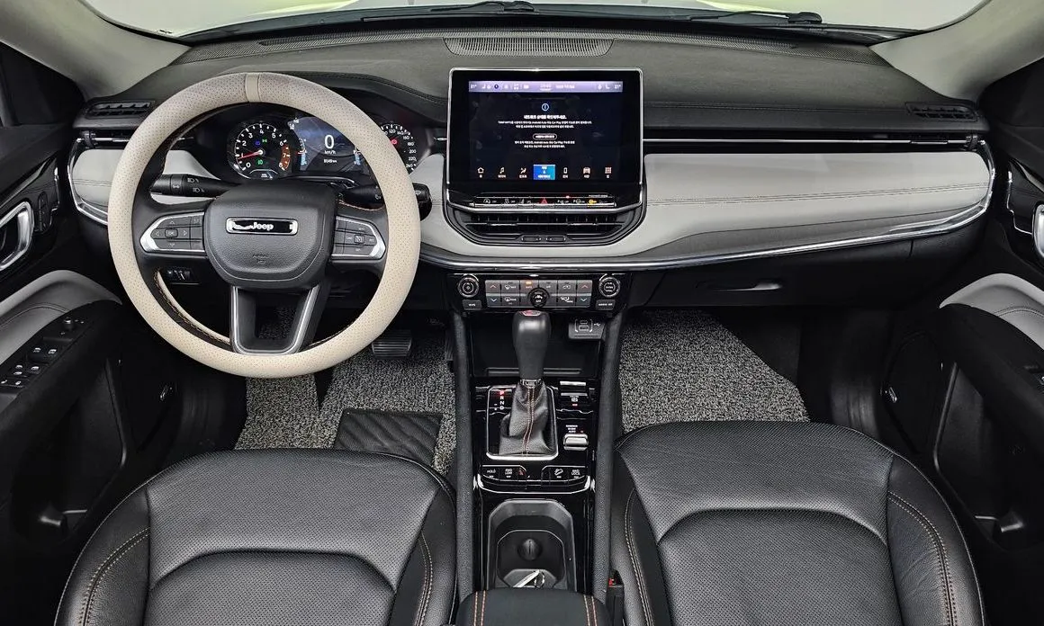 Jeep Compass — фото 7