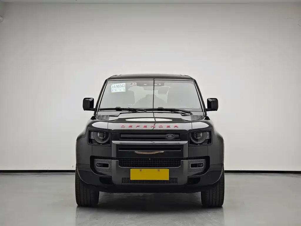 Land Rover Defender — фото 10