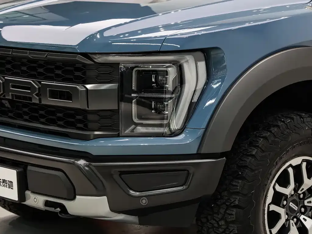 Ford F-150 Raptor — фото 9