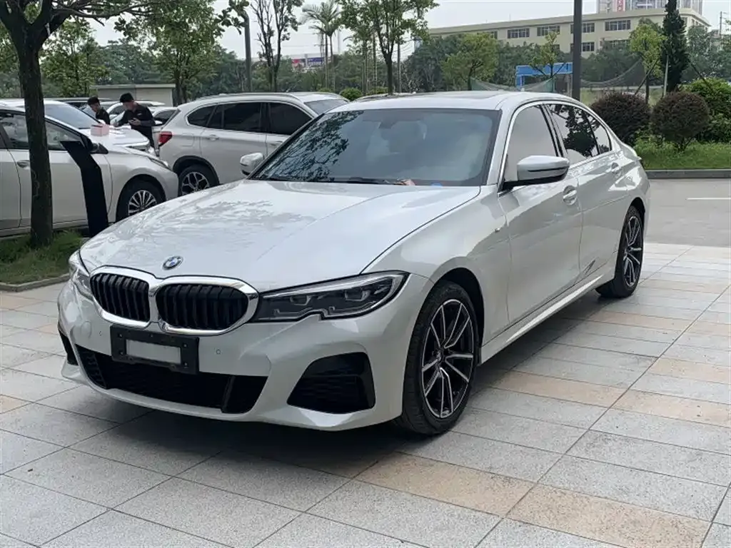 BMW 3 Series — фото 1