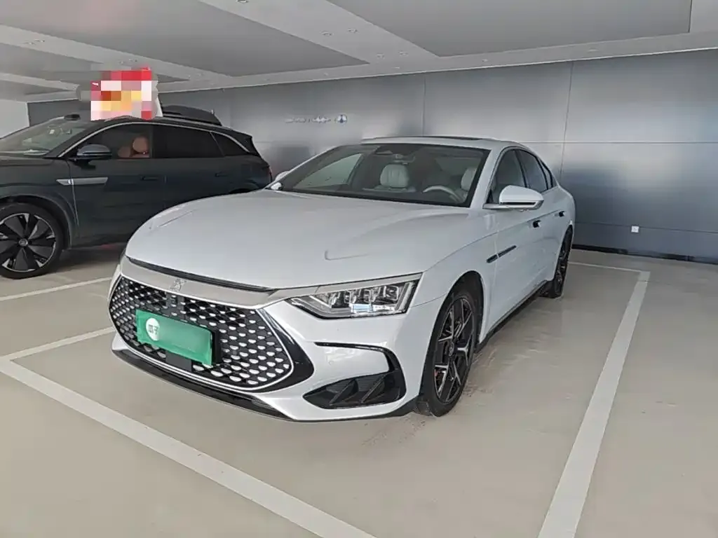 BYD Han — фото 1