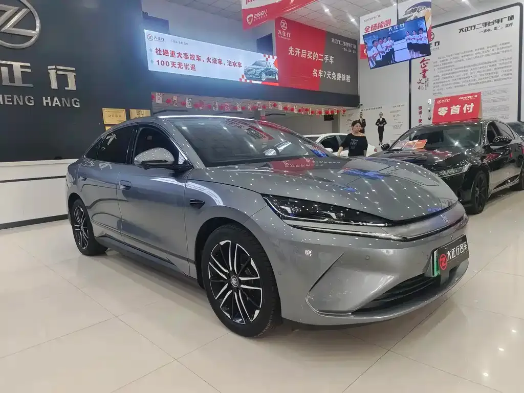 BYD Qin L — фото 5