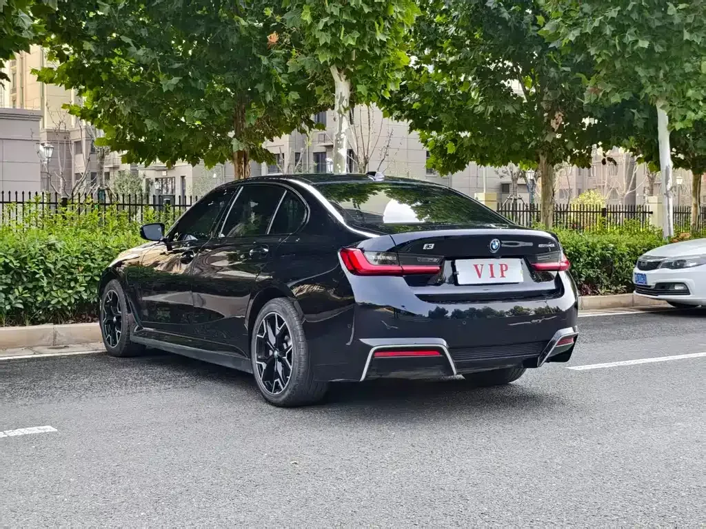 BMW i3 — фото 9